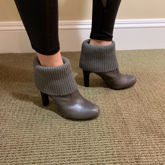 DKNY-Donna Karen New York City Shoes - DKNY- Grey Knit Ankle Booties 